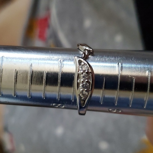 Dainty Sterling Silver Ring - Picture 3 of 4